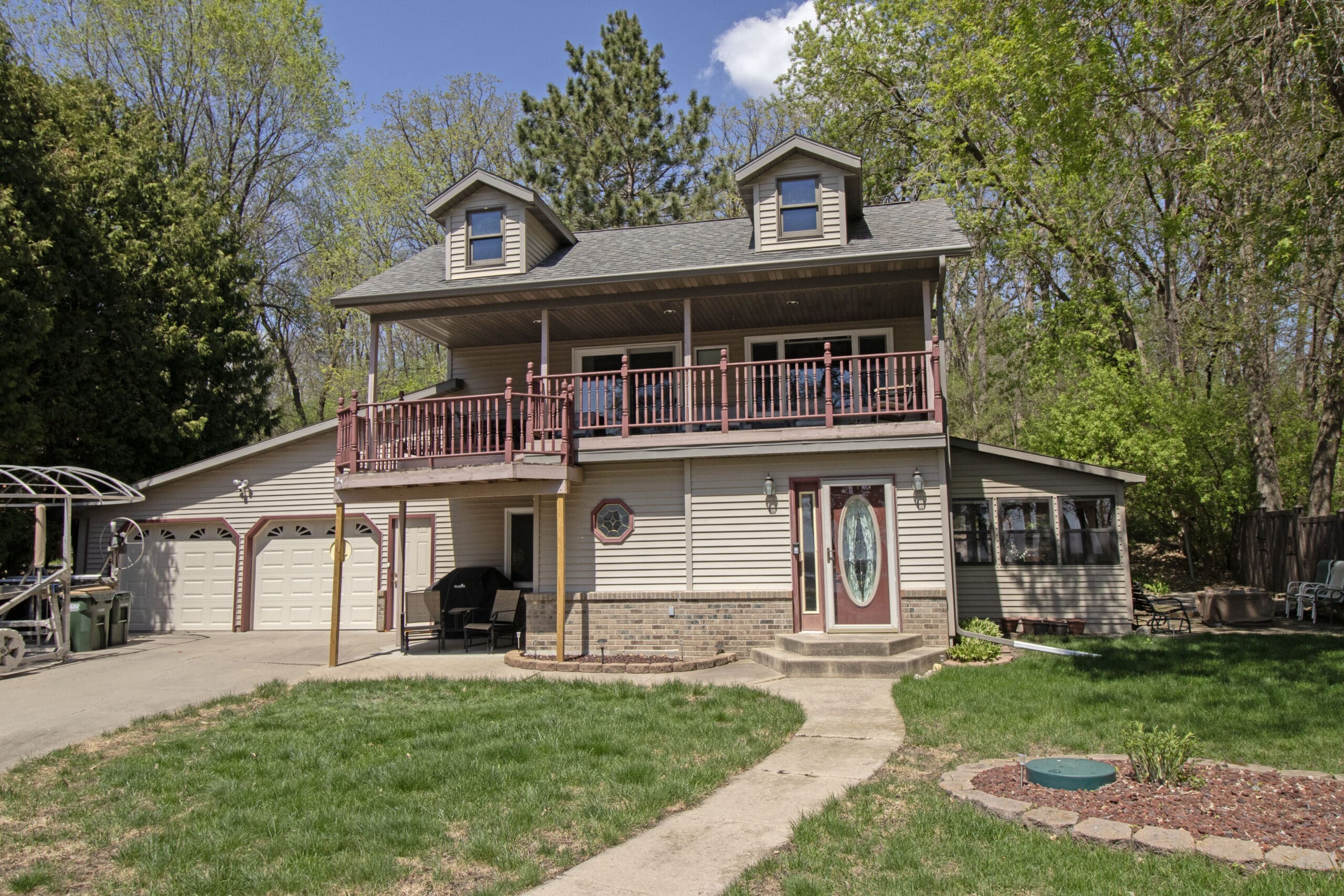 28466 Cliffwood Rd 28466 Cliffwood Rd