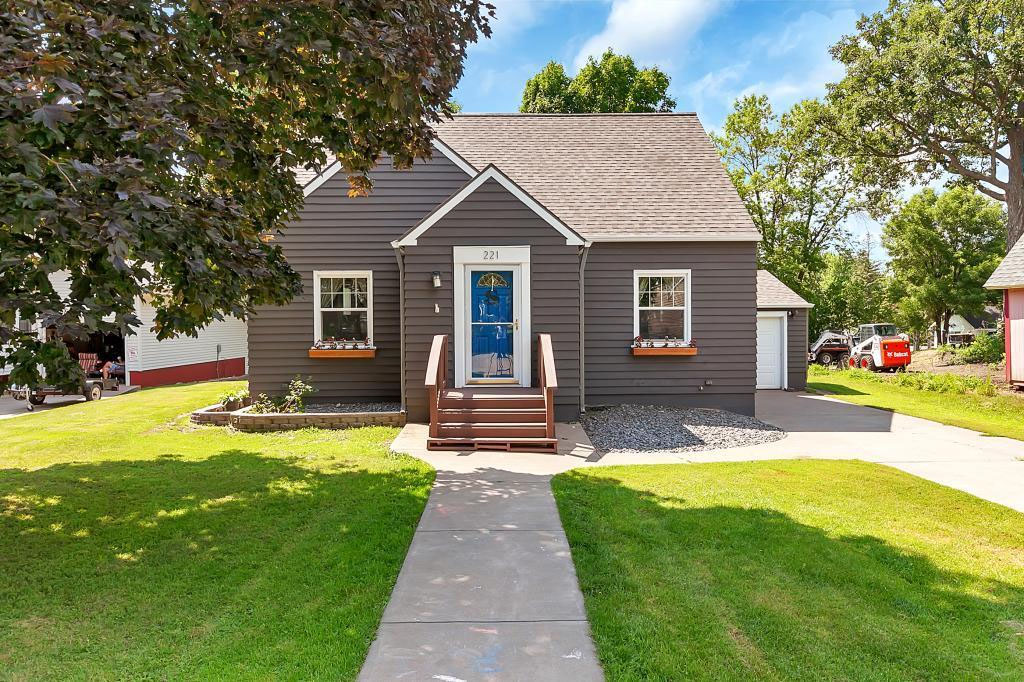 Reviews Real Estate Agent MN