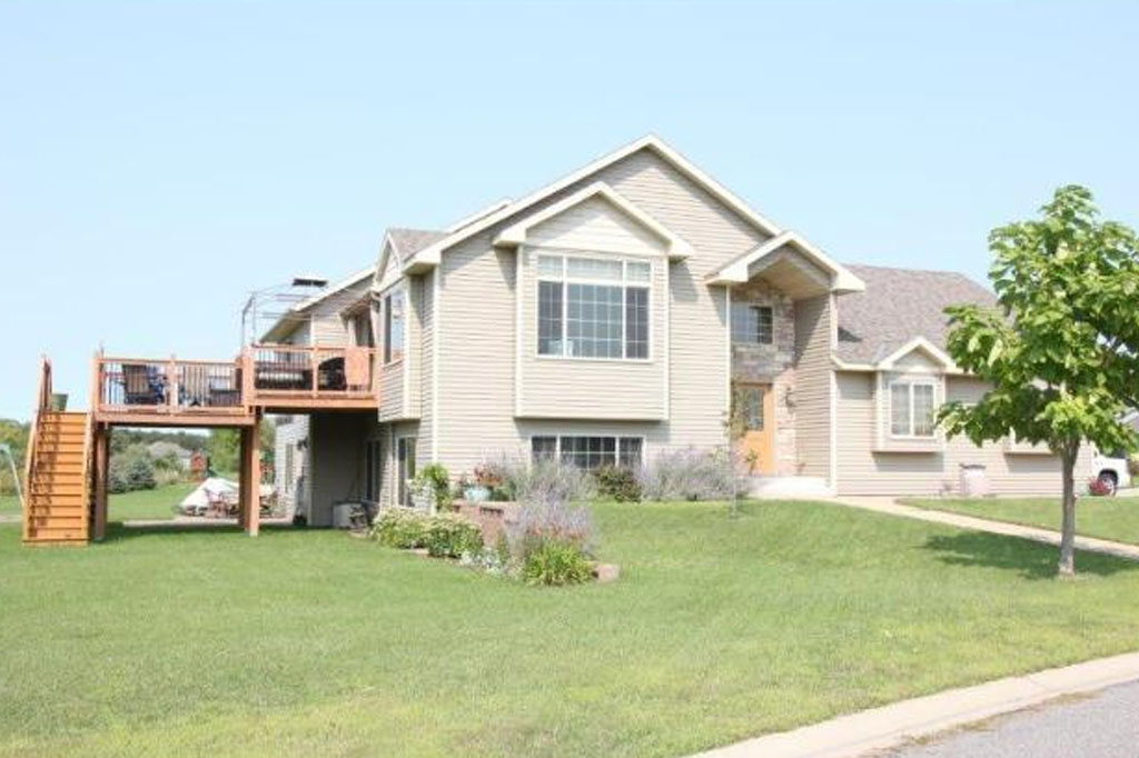 Reviews Real Estate Agent MN