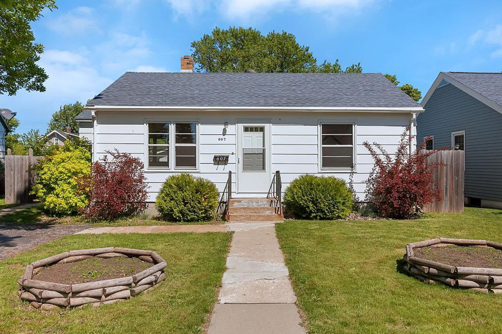 Reviews Real Estate Agent MN