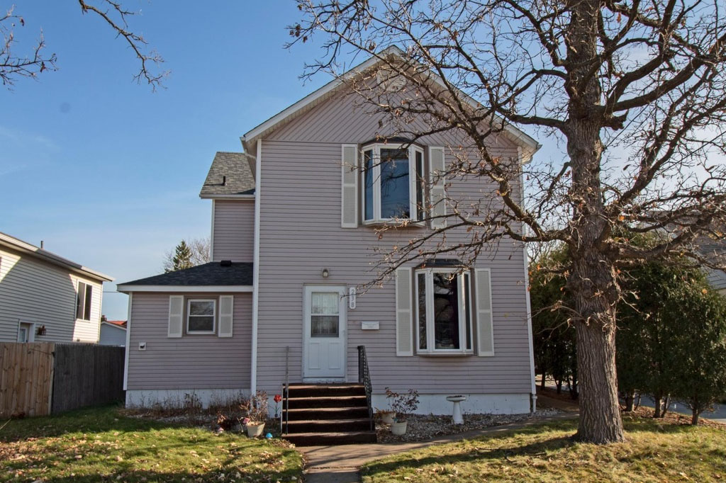 Reviews Real Estate Agent MN