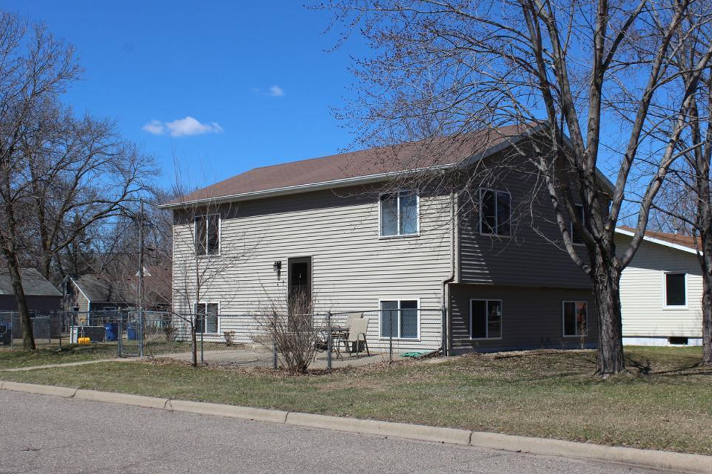 Reviews Real Estate Agent MN