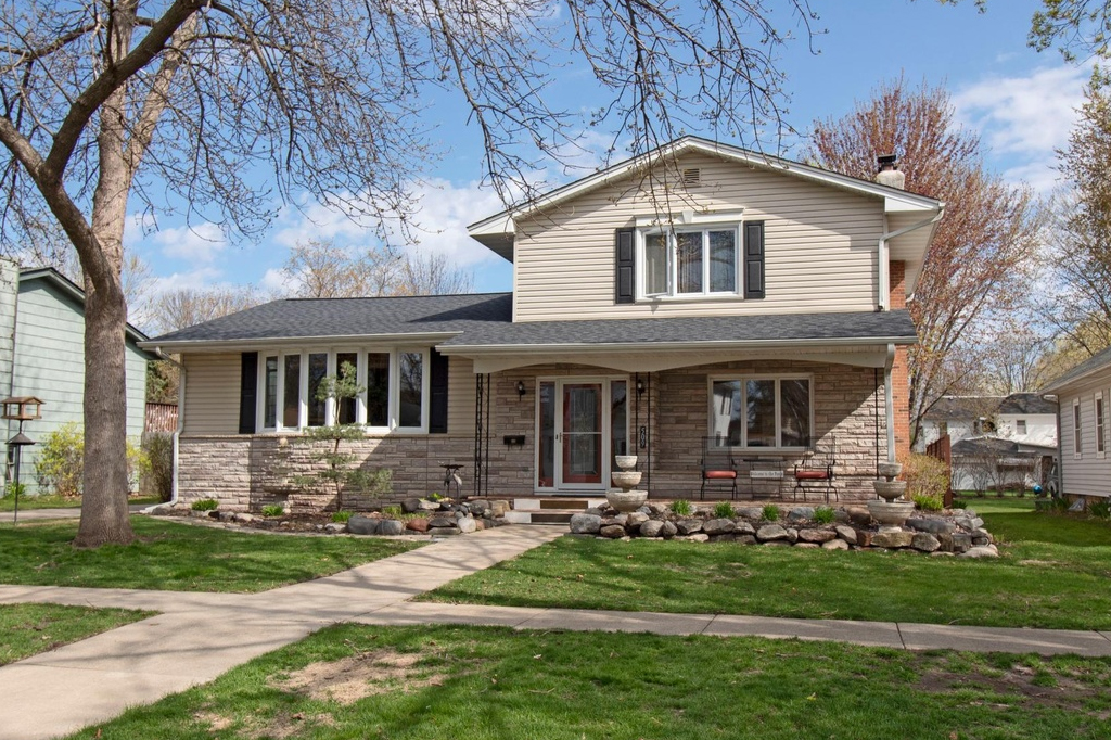 Reviews Real Estate Agent MN