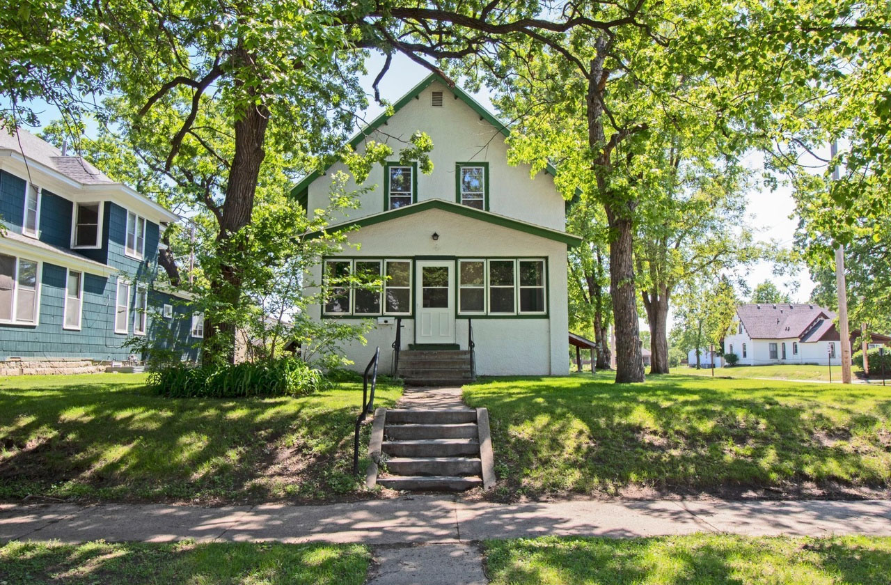 Reviews Real Estate Agent MN