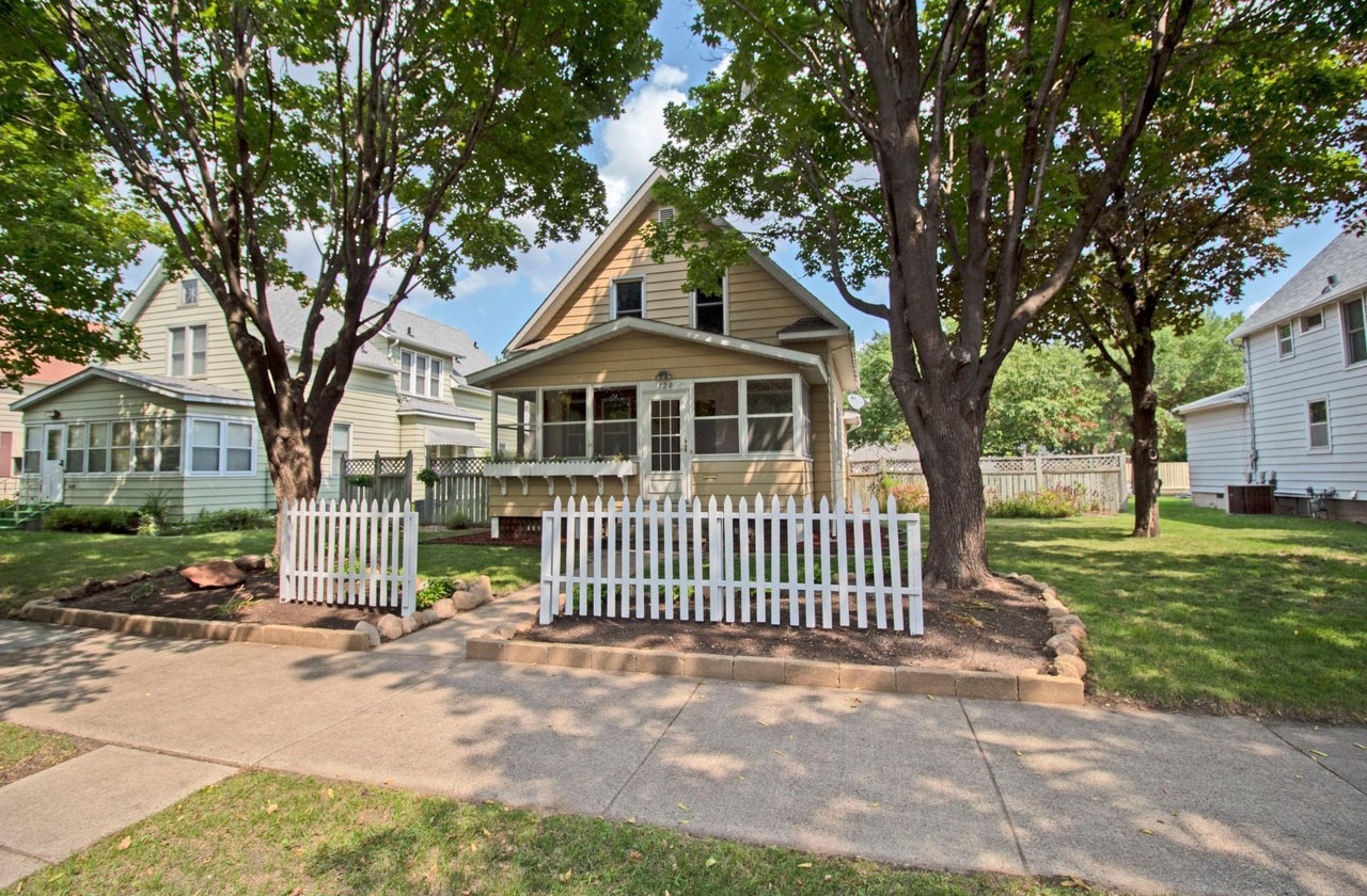Reviews Real Estate Agent MN