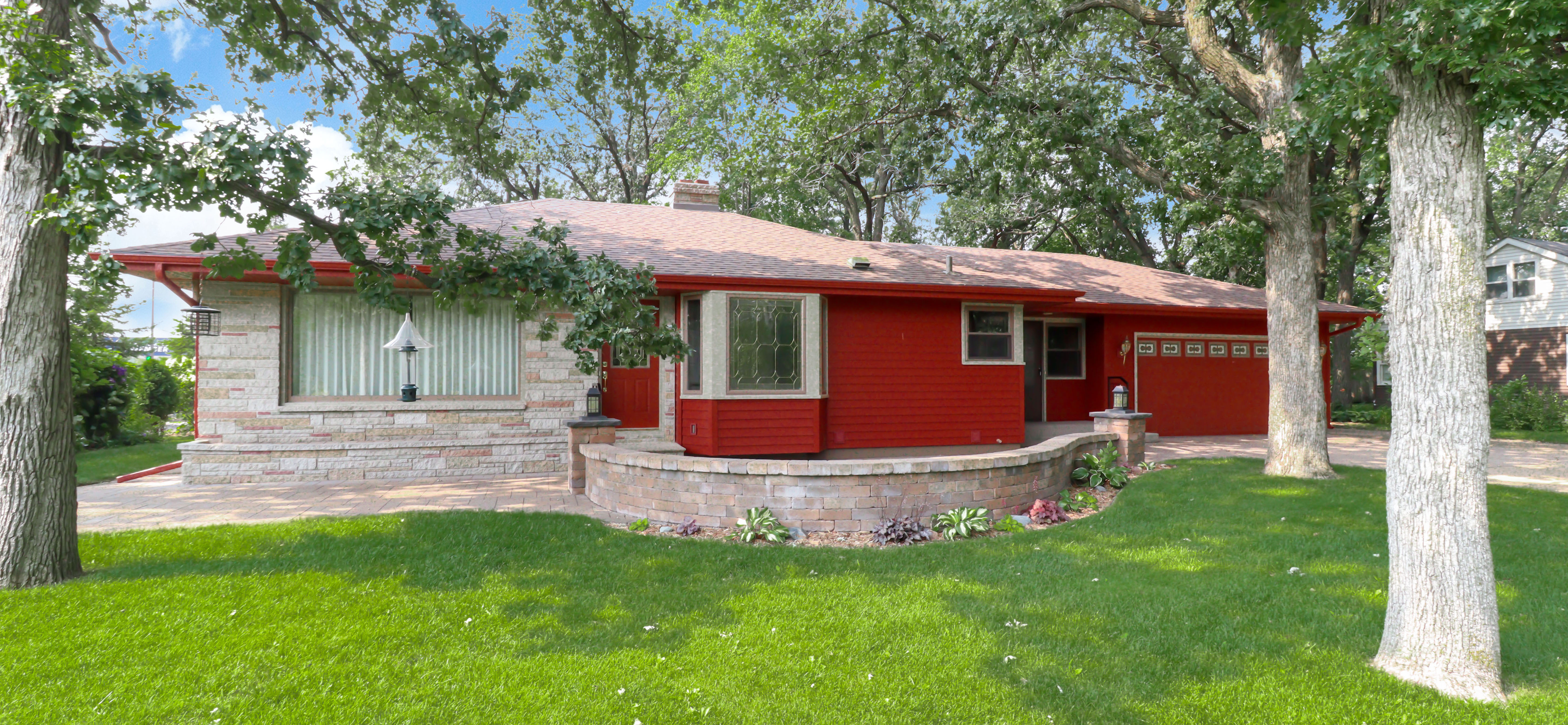 House for St Cloud MN – 6715636