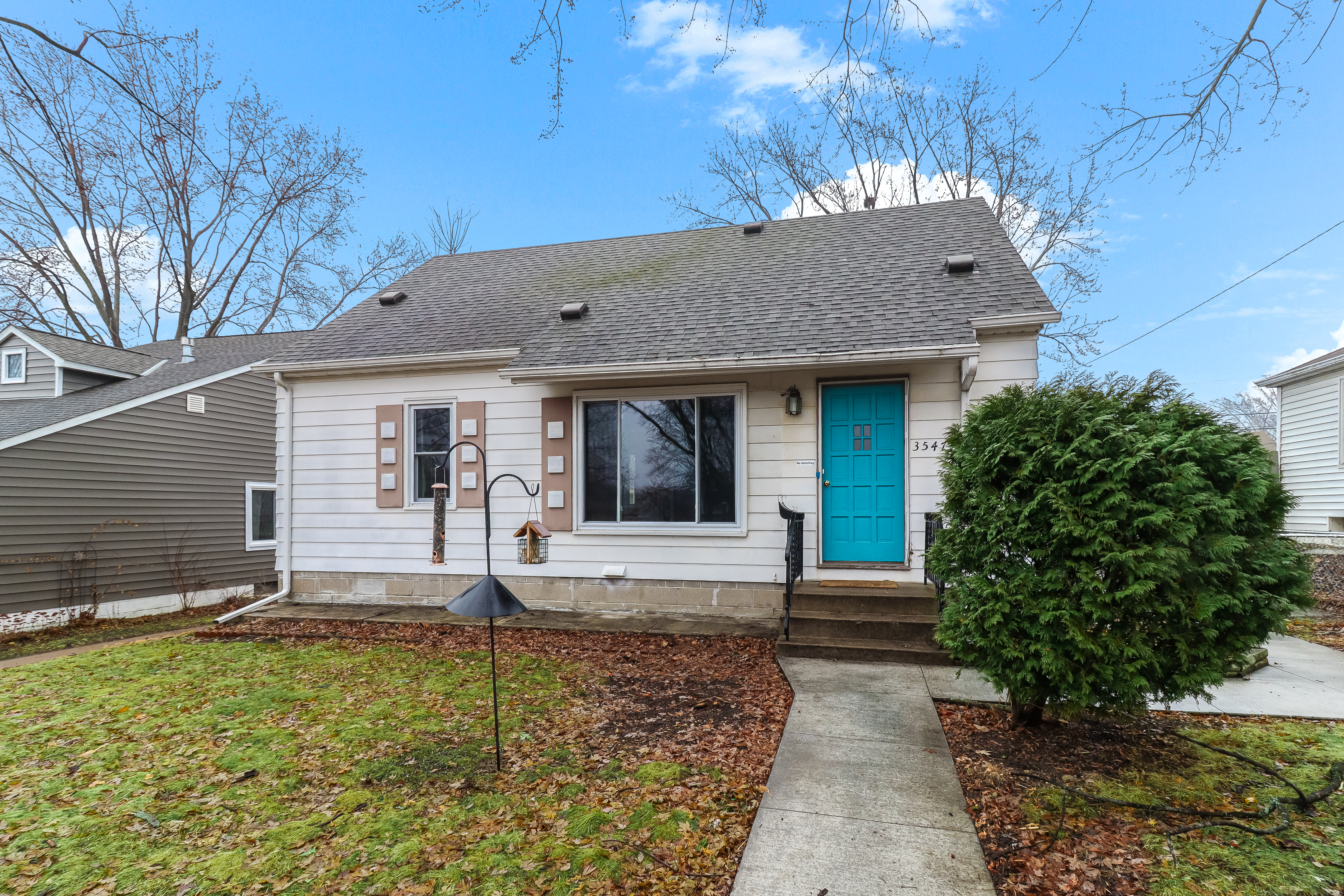 3547 Buchanan St NE 3547 Buchanan St NE