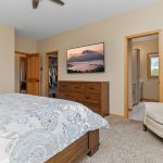 2423-Jewel-St-19