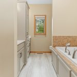 2423-Jewel-St-20