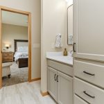 2423-Jewel-St-22