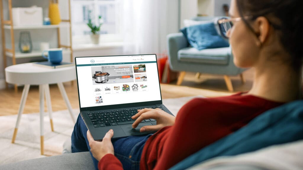 LadyOnlineShopping_1774423121